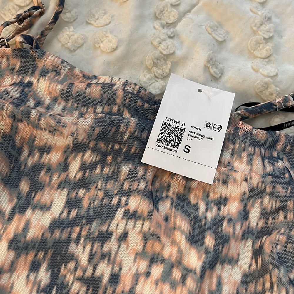 F21💛 - Picture 5 of 5